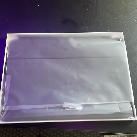 Apple smart key board 10.5 inch - Picture 3 of 4